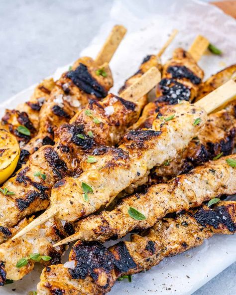 Lemon Chicken Skewers, Grilled Lemon Pepper Chicken, Greek Chicken Kabobs, Grilled Lemon Chicken, Chicken Kebab Recipe, Grilled Lemon, Creamy Garlic Mushrooms, Chicken Skewer Recipe, Delicious Chicken Breast Recipes