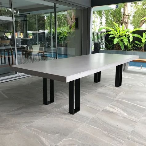 Polished concrete tables | Top rated polishing coffee / dining tables Dining Table Plan, Black Outdoor Dining Table, Concrete Top Dining Table, Concrete Tables, Dining Table Plans, Modern Outdoor Dining Table, Concrete Table Top, Dining Table Modern, Steel Dining Table