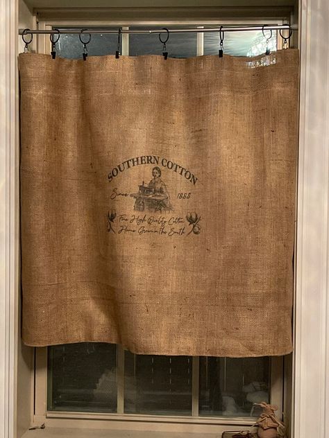 Bathroom Curtains Window, Rustic Window Treatments, Romantic Kitchen, Burlap Valance, Curtains Bathroom, French Door Curtains, Burlap Decor, Burlap Sacks, Rustic Window