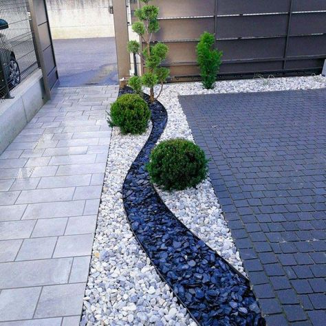 Backyard Pebbles Landscaping, Outdoor Landscaping Ideas Front Yard, Elegant Plants, Pebble Landscaping, Rock Yard, Design Yard, Backyard Renovation, Florida Landscape, Pebble Garden