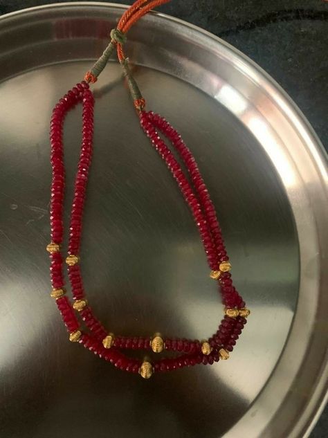 Ruby Jewelry Necklaces Simple, Ruby Chains, Beats Jewellery, Ruby Necklace Designs, Ruby Jewelry Necklaces, Coral Jewelry Set, Jewelry Necklace Simple, Neck Pieces Jewelry, Gold Jewelry Outfits