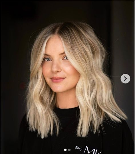 Flattering Hairstyles For Round Faces, Best Hairstyles For Round Faces, Chubby Face, Dark Brunette Hair, Haircuts For Medium Length Hair, Flattering Hairstyles, Lighter Hair, Hair And Makeup Tips, Blonde Hair Shades