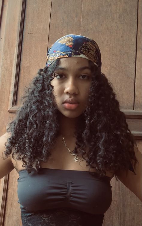 Bandana On Curly Hair, Bandana Hairstyle, Bandana Hairstyles, Summer Hair, Curly Hairstyle, Summer Hairstyles, Curly Hair, Curly Hair Styles, Crown