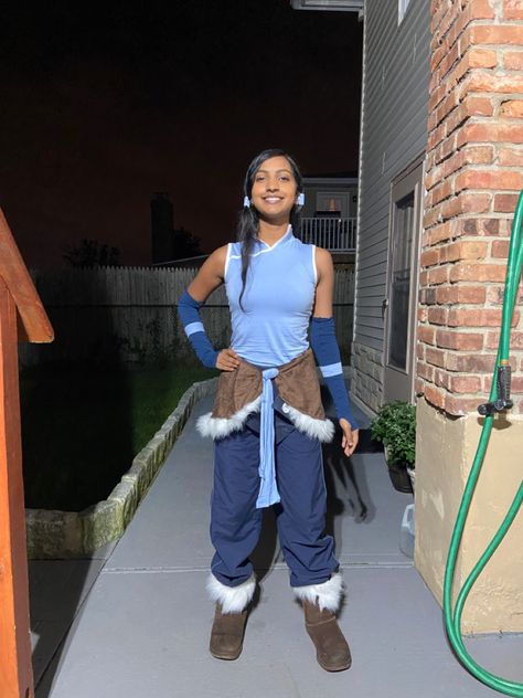 Korra Costume, Katara Costume, Comic Con Outfits, Black Cosplayers, Avatar Cosplay, Comic Con Costumes, Pretty Halloween Costumes, The Legend Of Korra, Hallowen Costume