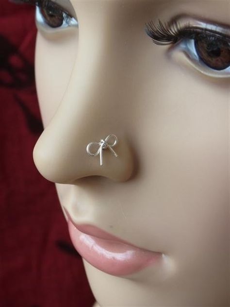 Pretty bow nose ring Silver Nose Stud, Nose Piercing Ring, Nose Piercing Hoop, Nose Screw, Small Nose, Nose Jewelry, Sparkle Jewelry, Nose Art, Silver Bow