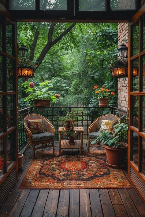 Persian Courtyard, Modern Boho Living Room Decor, Chic Balcony, Outdoor Seats, Cabin Porches, Laidback Aesthetic, Boho Balcony Ideas, Indian Balcony, Balcony Designs