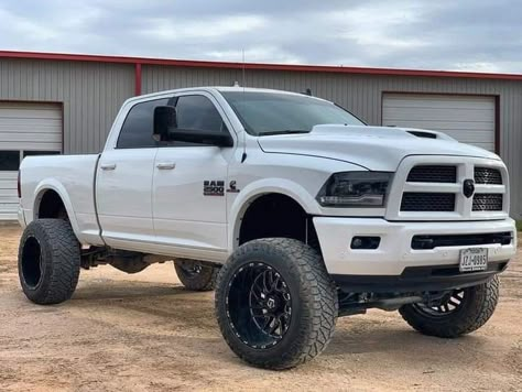 Ram 2500 Mega Cab, New Chevy Truck, Dodge Ram Lifted, White Trucks, Dodge Ram Diesel, 2004 Dodge Ram 1500, Dodge Diesel Trucks, Country Trucks, Nice Trucks