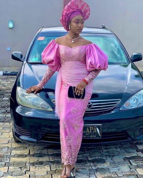 Long Sleeve Lace Dress Style - Gist94 African Wear For Ladies, Aso Ebi Dresses, Prom Dresses Off The Shoulder, Mermaid Gown Prom, African Party Dresses, Nigerian Lace Styles Dress, Nigerian Lace Styles, African Styles, Lace Gown Styles