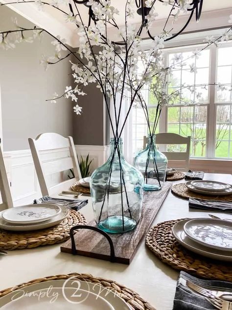 Dining Table Decor Centerpiece, Dining Centerpiece, Dining Room Simple, Table Centerpieces For Home, Kitchen Table Centerpiece, Dining Room Centerpiece, Farmhouse Dining Room Table, Dining Room Table Centerpieces, Farmhouse Centerpiece