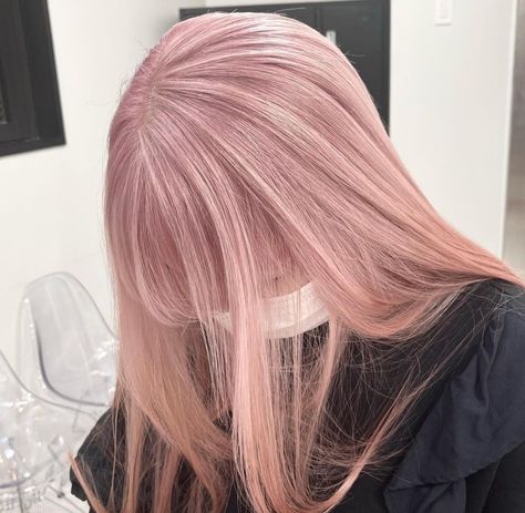 Milk Pink Hair, Light Pink Hair Pastel, Dusty Pink Hair, Long Pink Hair, Light Pink Hair, Pink Blonde Hair, Pink Hair Dye, Pastel Pink Hair, Lilac Hair