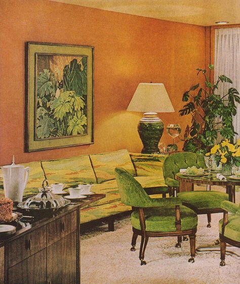 Orange, Green and Yellow! | Flickr - Photo Sharing! 70s Living Room Aesthetic, Orange Dining Room, 70s Room, 70s Living Room, Aesthetic 70s, Vintage Living Room Decor, Retro Rooms, Living Room Aesthetic, Orange Rooms