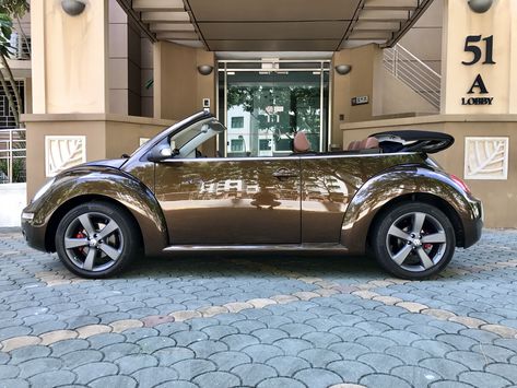 Marrakesh Brown Volkswagen New Beetle Brown Vw Beetle, Brown Volkswagen Beetle, Brown Beetle, Brown Bugs, Luxury Helicopter, Badass Girl, Volkswagen Beetle Convertible, Bug Car, Volkswagen New Beetle