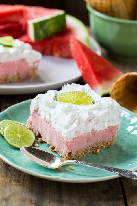 Watermelon Bars, Melon Dessert, Watermelon Recipes Dessert, Watermelon Dessert, Watermelon Sorbet, Watermelon Summer, Watermelon Cake, Summer Foods, Watermelon Recipes