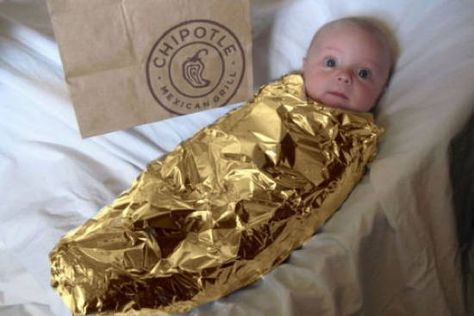 22 Amazing Kids' Halloween Costumes That They're Too Young To Understand Funny Baby Costumes, Funny Bunnies, Baby Halloween Costumes, Baby Costumes, Halloween Costumes For Kids, What’s Going On, Baby Halloween, Costume Halloween, Om Nom