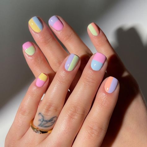 Nail Set Ideas, Color Block Nails, Pastel Nails Designs, Acrylic Nail Set, Short Nails Art, Set Ideas, Short Nail, Round Nails, Rainbow Nails