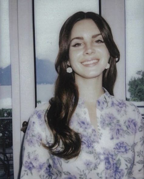 Love Lana Del Rey, Lana Del Rey Love, Lana Rey, Elizabeth Grant, Elvis Costello, Trip Hop, Dream Pop, Look Retro, Leonard Cohen