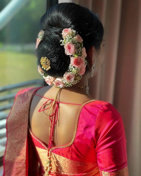 Floral Elegance: Sophisticated Bun Hairstyles with a Touch of Nature Blows Design, Simple Saree Blouse Designs, Lace Blouse Design, Flower Bun, Latest Bridal Blouse Designs, Engagement Hairstyles, Basic Blouse, Bridal Bun, Latest Blouse Designs Pattern