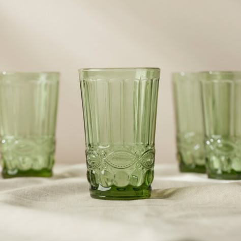 Glass Sets Drinking, Aesthetic Drinking Glasses, Cute Drinking Glasses, Colourful Glassware, Coloured Wine Glasses, Green Drinking Glasses, Bedroom Ideas Green, Wallpaper Aesthetic Green, Aesthetic Wallpaper Green