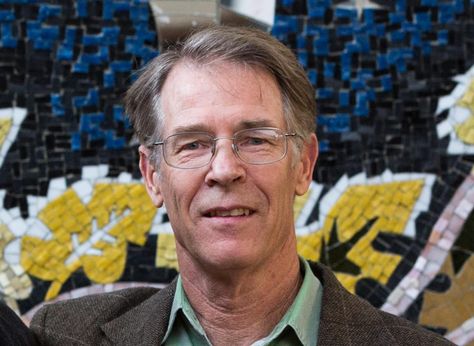 The Realism of Our Times: Kim Stanley Robinson on How Science Fiction Works | Public Books Kim Stanley Robinson, Bee Book, Nebulas, Ebook Writing, Famous Novels, Robinson Crusoe, Space Fantasy, Science Fiction Novels, Fiction Writer