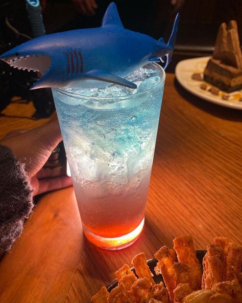 OutBack SteakHouse New SharkWeek Drink Called The Aussie Jawssie! Shark Drink, Australian Culture, Outback Steakhouse, Shark Week, Fall Winter Outfits, Winter Outfits, Fall Winter, Drinks, Collage