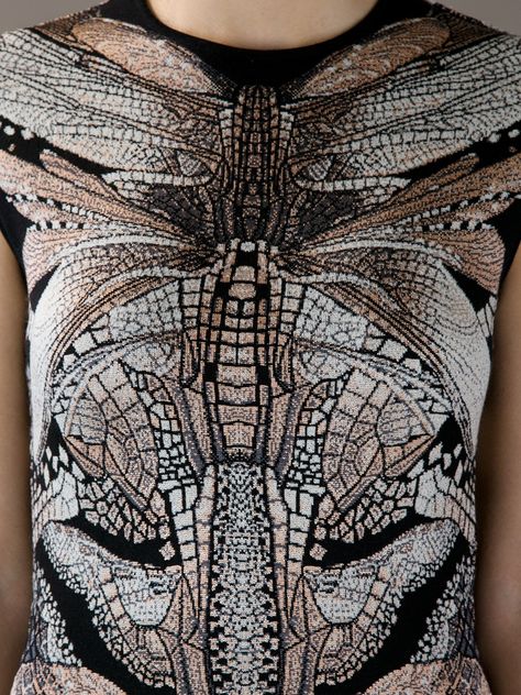 Insect Dress, Bug Embroidery, Bugs Embroidery, Bug Dress, Alexander Mcqueen Women, Moth Illustration, Draping Fashion, Printed Clothing, Art Clothing