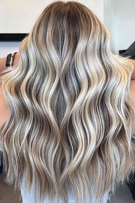 Creamy Icy Blonde Balayage Highlights on Long Light Brown Hair with Choppy Ends Blonde Highlights On Light Brown, Creamy Blonde Highlights, Highlights On Light Brown Hair, Blonde Balayage Ideas, Blonde Makeover, Icy Blonde Highlights, Icy Blonde Balayage, Beach Blonde Hair, Brown To Blonde Balayage