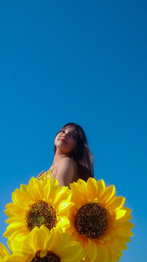 Aesthetic self portrait with sunflower Aesthetic Self Portrait, Self Portrait, Pool Float, Pool, Outdoor Decor, Plants, Photography, Quick Saves, Art