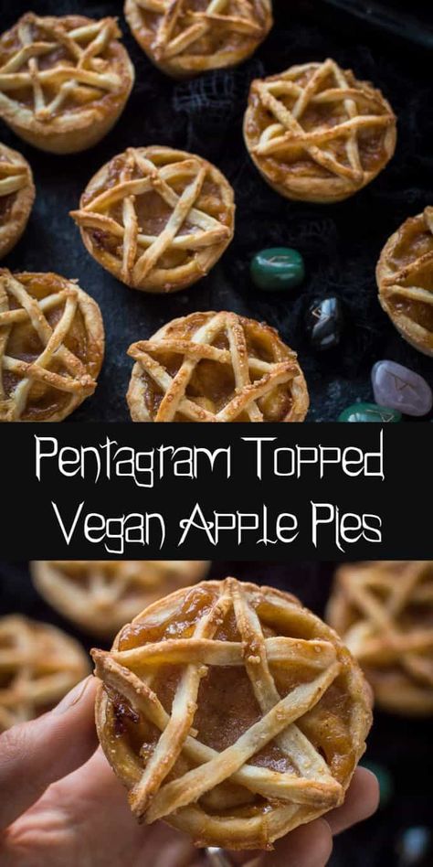 . Spooky Vegetarian Food, Vegan Spooky Snacks, Vegan Dessert Halloween, Vegan Halloween Snacks For Party, Apple Pie Halloween, Vegan Halloween Food For Party, Vegetarian Halloween Recipes, Halloween Recipes Vegan, Vegan Samhain Recipes