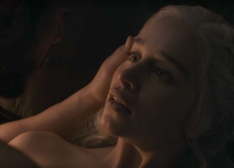 ‘Game Of Thrones’ Cast React To Jon And Daenerys’ Intimate Moment Dany And Jon, Kit And Emilia, Indira Varma, Daenerys And Jon, Liam Cunningham, Jon Snow And Daenerys, Tragic Love Stories, Kit Harrington, Lena Headey