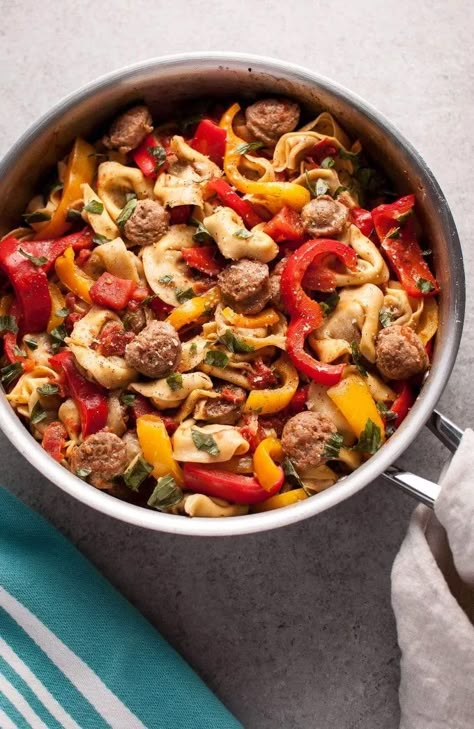 Tortellini With Sausage, Easy Tortellini Recipes, Resep Pasta, Sausage Tortellini, Tortellini Recipes, Tortellini Pasta, Sausage And Peppers, Healthy Pasta Recipes, Entree Recipes