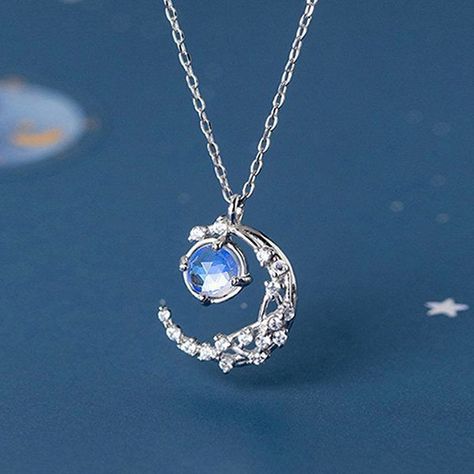 Star And Moon Necklace, Pretty Jewelry Necklaces, Crescent Moon Pendant, Magical Jewelry, Moon Pendant Necklace, Crescent Moon Necklace, Moon Jewelry, Cute Necklace, Fantasy Jewelry