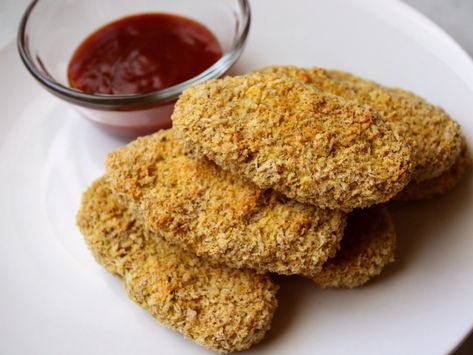 Crispy Baked Chickpea and Jackfruit Tenders Crispy Jackfruit, Jackfruit Ribs Vegan Recipes, How To Cook Fresh Jackfruit, Jackfruit Fish And Chips, How To Prepare Jackfruit, Crispy Oven Fries, Canned Jackfruit, Vegan Ranch, Red Chili Flakes