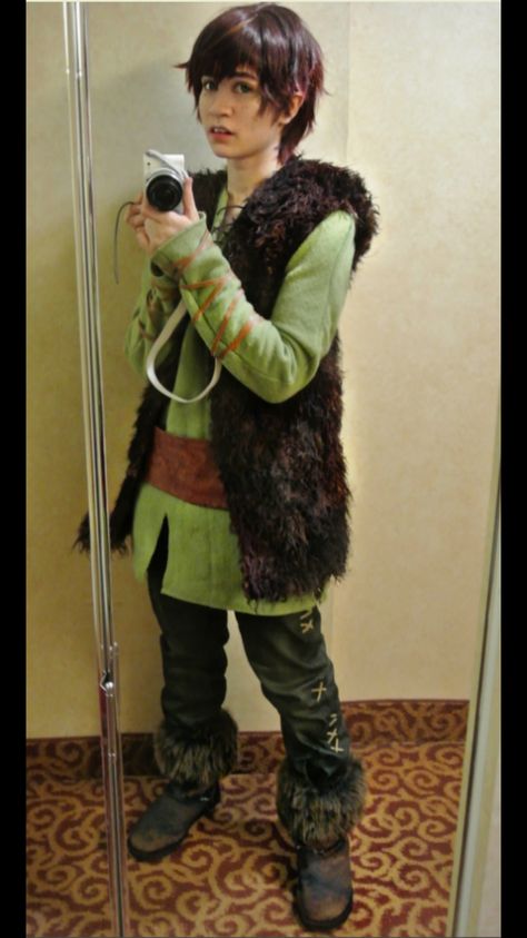 Hiccup Cosplay, Hiccup Costume, Dragon Httyd, Httyd Hiccup, Cute Snake, Dragon 2, Cosplay Tips, Dreamworks Animation, Train Your Dragon