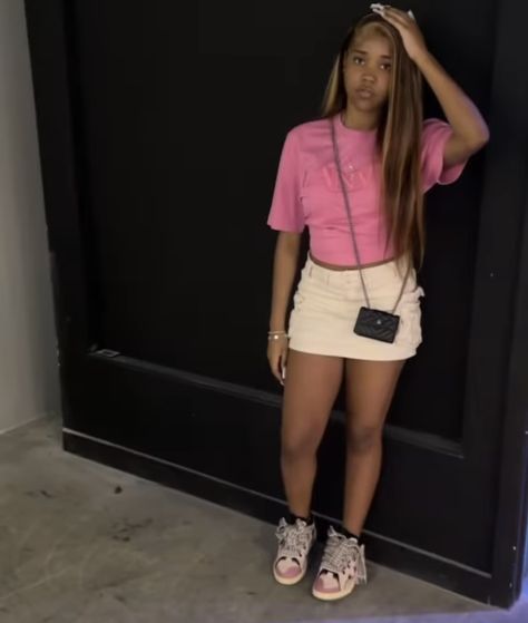 Pink Lanvin Outfit, Birthday Essentials, Fye Outfits, Cargo Skirt Outfit, 18th Birthday Outfit, Fly Girls, Boujee Outfits, Outfit Pink