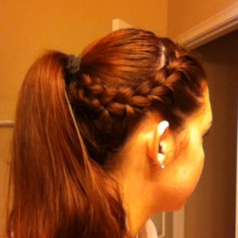 side French braid leading into my ponytail! I think I'm getting the hang of this;) French Braid Into Ponytail, Braid Into Ponytail, Side French Braid, French Braid Ponytail, Side French Braids, Side Parting, A Ponytail, School Hairstyles, Braided Ponytail