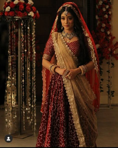 Akshara Dresses In Yrkkh, Fashion Boards, Indian Illustration, Shivangi Joshi, Teen Girl Dresses, Bridal Photoshoot, Lehenga Blouse, Indian Bridal Fashion, Indian Bridal Outfits