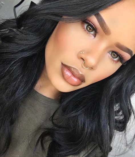 Arnell Armon, Double Nose Piercing, Piercing Inspiration, Cute Nose Piercings, Nose Piercing Stud, Face Piercings, European Hair, Cute Piercings, Piercings Unique