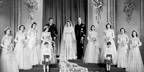 Queen Elizabeth wedding Queen Elizabeth Wedding, Princesa Margaret, Alexander Fleming, Princesa Elizabeth, 70th Wedding Anniversary, Norman Hartnell, Lady Elizabeth, Wallis Simpson, Princess Alice