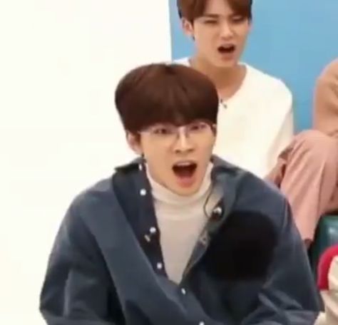 Wonwoo & Mingyu • Meme • Seventeen • Meme Face • #Wonwoo • #Seventeen Wonwoo Shocked Face, Sticker Kocak, Seventeen Meme, Shocked Face, Seventeen Minghao, Seventeen Memes, Jeon Wonwoo, Seventeen Wonwoo, Seventeen Album