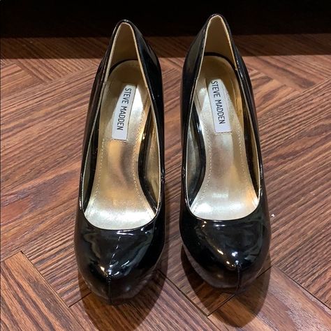 Steve Madden Black Patent Leather Very High Stiletto Heels. Wore Only Two Times! Brand New Amazing Condition! Girly Fits, Pretty Journals, Shoes Steve Madden, Prom Heels, Steve Madden Heels, Super Nails, Hot Heels, Random Ideas, Shoe Inspo