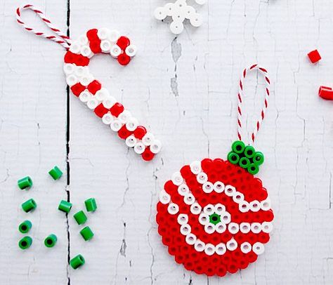 Perler Bead Christmas Ornaments Perler Bead Christmas, Hama Beads Christmas, Christmas Perler Beads, Pearl Beads Pattern, Hama Beads Design, Diy Perler Bead Crafts, Perler Bead Templates, Perler Crafts, Noel Diy