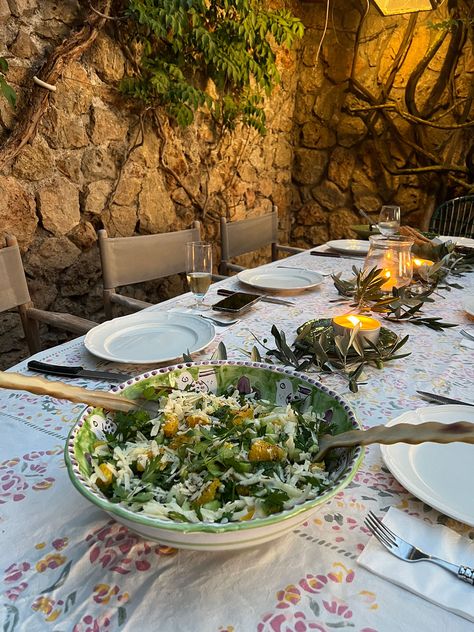 The Best Things About This Villa On The Coast Of Tuscany | Classic Casual Home Tuscany Outdoor Dining, Tuscany Breakfast, Villa Tuscany, Cooking Class Tuscany, Tuscany Italy Countryside Villas, Orange Salad Recipes, Tuscany Home, Bird Set Free, Fennel And Orange Salad