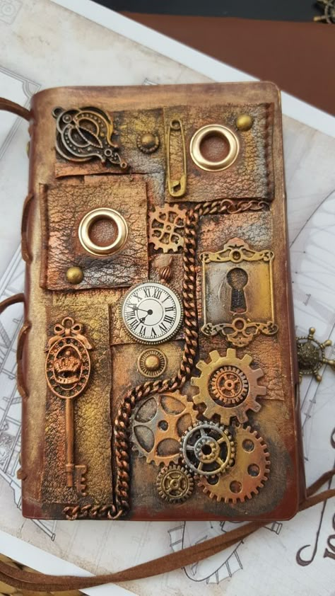 Steampunk Notebook Diy, Steampunk Book Cover Diy, Steampunk Journal Pages, Steampunk Book Cover, Steampunk Notebook, Steampunk Diy Crafts, Steampunk Journal, Steampunk Mixed Media Art, Steampunk Cards