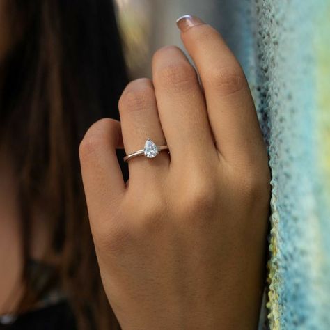 Minimalist Pear Engagement Ring, Simple Pear Rings Engagement, Small Simple Wedding Rings Engagement Unique, Engagement Rings Simple Pear, Simple Wedding Rings Pear, Simple Engagement Rings Teardrop, Dainty Pear Shaped Engagement Rings, Wedding Rings Small Simple, Petite Engagement Rings