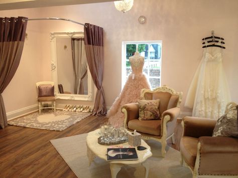 Bridal Suite Room, Bridal Shop Interior, Bridal Shop Decor, Bridal Shop Ideas, Boutique Window Displays, Bridal Boutique Interior, Bridal Room, Boutique Display, Bridal Studio