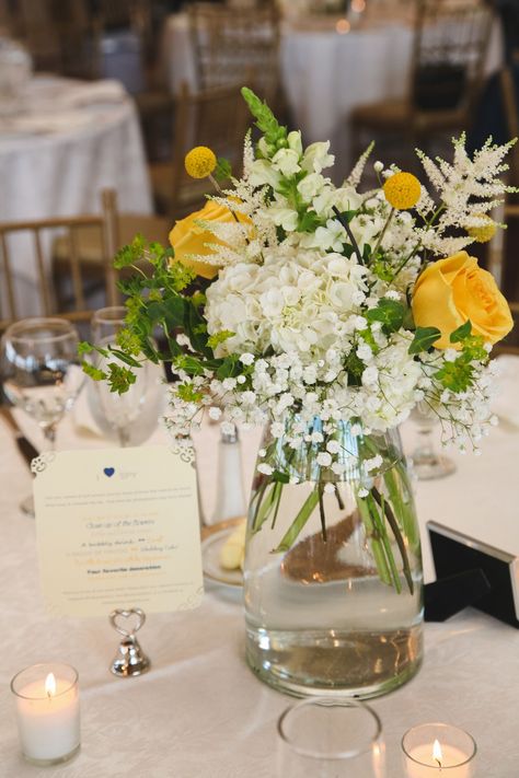 Yellow Flower Centerpieces, White Flower Centerpieces, Yellow Centerpieces, Table Flower Arrangements, Yellow Birthday, White Centerpiece, Baby Shower Yellow, White Baby Showers, White Bridal Shower