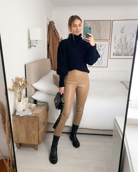 Tan Leather Pants, Outfit Leggings, Stylish Crop Top, High Waisted Black Leggings, Capsule Wardrobe Outfits, Fashion Capsule Wardrobe, Dinner Outfit, Leggings Outfit, Wardrobe Outfits