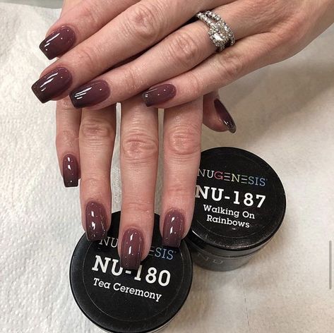 Nugenesis Dipping Powder Colors, Nail Dipping Powder Colors, Women Nail Art, Dip Nail Colors, Long Coffin Nails, Snow Nails, Boho Nails, Dip Nail, Glittery Nails