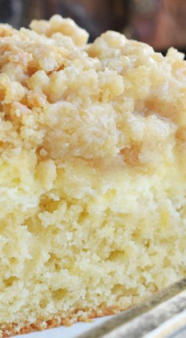 Lemon Coffee Cake With Crumb Topping, Lemon Coffee Cake Recipes, Lemon Cheesecake Filling, Lemon Crumb Cake, Lemon Coffee Cake, Lemon Breakfast, Bakery Style Cake, Crumb Cakes, Crumb Coffee Cakes