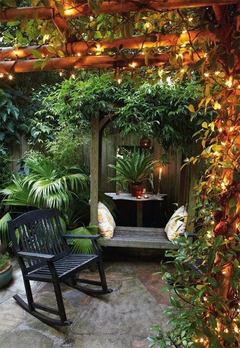 Private Garden Nook - use the lights indoors to make a cozy scene? Shed Inspiration, Romantic Backyard, Inspiring Outdoor Spaces, Small Backyard Gardens, Modern Backyard, Have Inspiration, The Secret Garden, Small Garden Design, Garden Layout